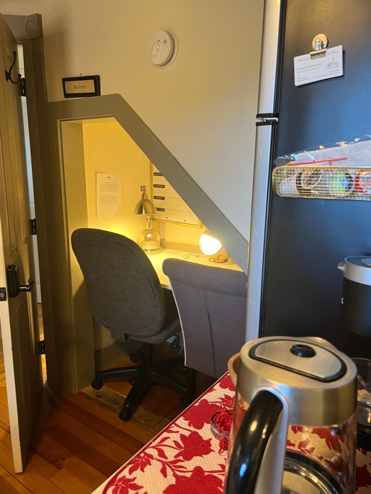 Hallowell Rooming House Bagian luar foto